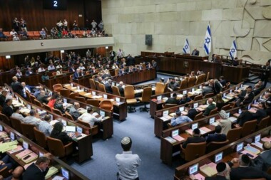 Zionistischen Besatzungsbehörden verlängern den Ausnahmezustand um ein weiteres Jahr