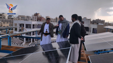 تدشين مشروع طاقة شمسية لتشغيل بئر مياه في مديرية شعوب