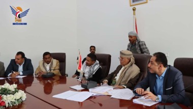 Meeting discusses tourist manual for Ibb