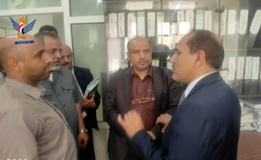 Al-Bakhiti passe en revue l'avancement des travaux au ministère de l'électricité
