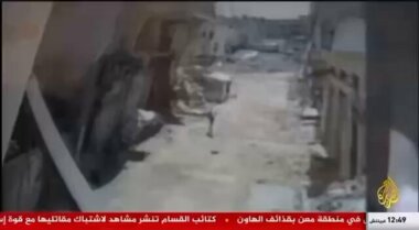 “حماس”: مشاهد استهداف مُسَيَّرة صهيونية مواطناً يحمل كيس طحين توثق لجريمة يرتكبها العدو يومياً