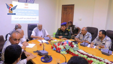 Meeting in Hodeida discusses service plans during Eid al-Adha holiday