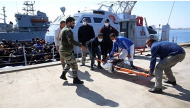​البحرية الليبية: انتشال جثث 4 مهاجرين 
