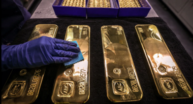 El oro cerca de su nivel más bajo en 3 semanas después de los datos de EE. UU.