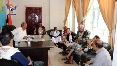 Al-Shaghdari meets initiating committees  for opening Damt Al-Dhale'-Maris Qataba road