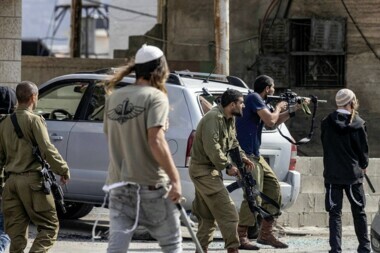 Human Rights Watch tient l'armée sioniste pour responsable des violences commises par les colons