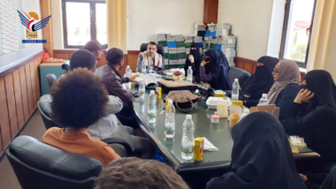 وكيل وزارة الصناعة لقطاع التجارة الداخلية يؤكد دعم الوزارة للأسر المنتجة
