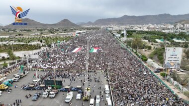 Millions of crowds in capital, Sana'a, marched “With Gaza Pride...Mobilization