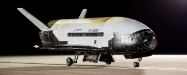 طائرة بدون طيار أمريكية غامضة تعود إلى الأرض بعد مهمة محطمة للأرقام القياسية
