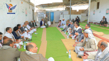 تقديم واجب العزاء لأسرتي الشهيد حجر والفقيد العلامة الحوثي بصعدة