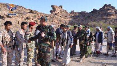الشرعي يطلع على أحوال المرابطين في طخية ومجازة الشرقية والغربية بجبهة عسير