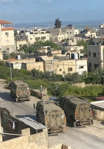 Die zionistischen feindlichen Streitkräfte stürmen Städte und Dörfer in Dschenin