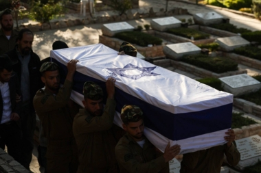 Israeli media: Army unable to confront Hezbollah