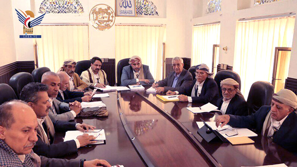 Sana'a local council reviews administrative, development reports Sana'a local council reviews administrative, development reports
