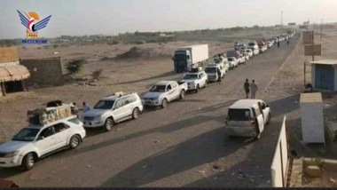 Marib.. Hindernisse und Maßnahmen der Söldner der Aggression am Falaj-Punkt führen zu starken Staus für Personenkraftwagen