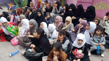 Inspeccionar de los cursos de verano para niñas en las direcciones de la capital, Sana'a 