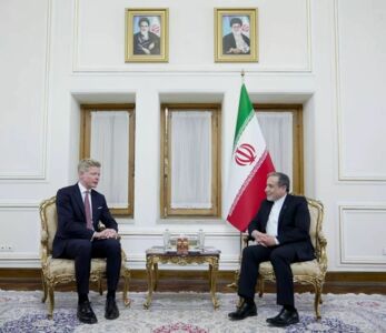 Iranischer Außenminister: Die USA können nicht behaupten, durch einen Angriff auf den Jemen die Stabilität in der Region wiederherzustellen.