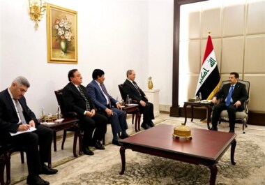 Primer ministro iraquí: Estamos listos para ayudar a Siria a superar su sufrimiento y sus crisis