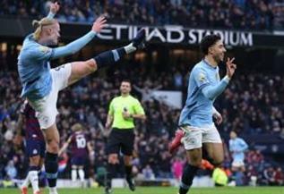 الجهاز الفني لمانشستر سيتي يعلن التشكيل الذي سيواجه به  كريستال بالاس في نهائي كأس الاتحاد الإنجليزي 
