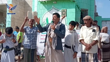 وقفة احتجاجية بمديرية الصليف بالحديدة تنديدا بحرق المصحف الشريف