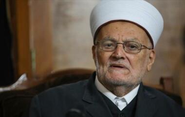 El enemigo sionista cita mañana al predicador de la mezquita de Al-Aqsa para investigarlo
