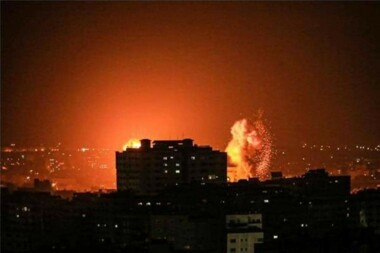 اصابتان خلال قصف العدو الصهيوني عدة مراصد للمقاومة شرق غزة