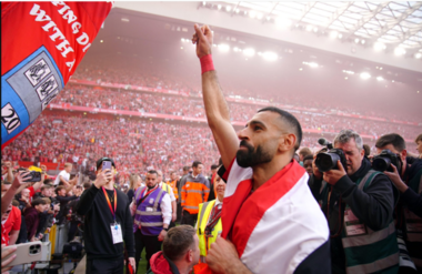 محمد صلاح :مسيرتي في كرة القدم لم تصل إلى نهايتها بعد واطمح اللعلب لسنوات 