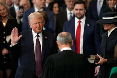Trump toma juramento durante su toma de posesión como el 47º presidente de los Estados Unidos