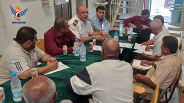 مناقشة التعاون بين المعهد التقني بالحديدة ومؤسسة موانئ البحر الأحمر