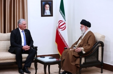 Sayyed Khamenei says inte'l coalition should be formed against American arrogance