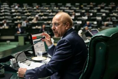 قاليباف: الشعب الإيراني يتحلى بالوعي ويقف في وجه العدو