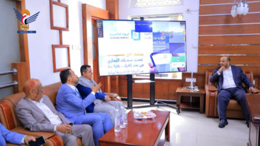 Industry minister meets Civil Service minister 