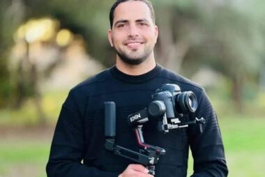 Palestinian journalist killed in targeting Zionist east of Khan Yunis