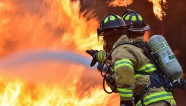 Nueve personas mueren en incendio de hotel en suroeste de China