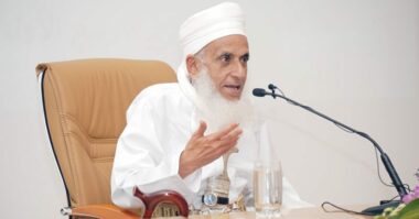 مفتي عُمان: يناشد الدول العربية والإسلامية لهبة عاجلة لمناصرة غزة