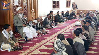 مفتي الديار اليمنية ومحافظ صنعاء يتفقدان الدورات الصيفية في مديرية جحانة
