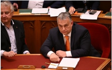 هنغاريا: الاتحاد الأوروبي يناقش إرسال قوات حفظ سلام إلى أوكرانيا