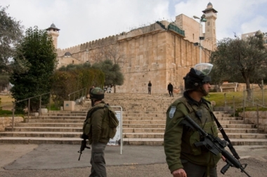 Hebron governor: Israeli encroachments on Ibrahimi Mosque removed