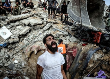 Der 445. Tag der Aggression gegen Gaza: Dutzende Märtyrer und Angriffe auf Hilfsschutzkomitees