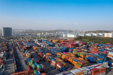 انخفاض صادرات كوريا الجنوبية بنسبة 7.9% على أساس سنوي