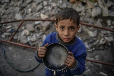World Food: Threat to stop humanitarian operations in Gaza