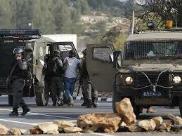Der zionistische Feind verhaftet eine Reihe junger Palästinenser in Silwan und Shuafat