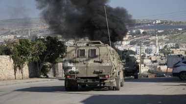 Zionist enemy arrests 55 civilians in West Bank