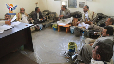 Tenders Committee in Sa'ada approves announcement of bids for several service & development projects 