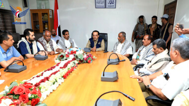 Meeting in Hodeida to address service, revenue office needs