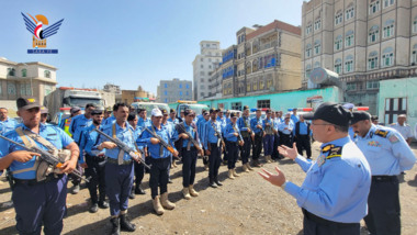 مدير عام شرطة المرور يتفقد أحوال المرابطين في إدارة مرور إب