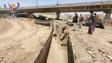 ​أمين العاصمة يطلع على العمل بمشروع جسر مذبح