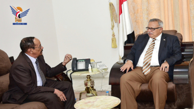 Bin Habtoor und Al-Aidarous überprüfen einige der Empfehlungen der Shura bezüglich des Gesundheitssektors