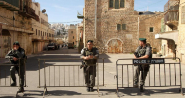 الأوقاف الفلسطينية تستنكر اغلاق الاحتلال المسجد الأقصى والحرم الإبراهيمي