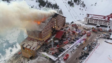 Decenas de muertos y heridos en un incendio en un complejo turístico de Turquía